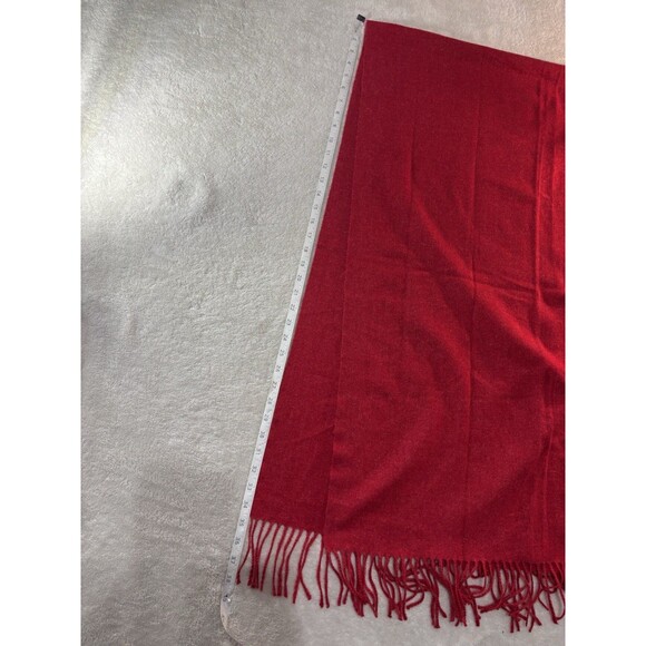Liz Claiborne Soft Wrap Scarf Shawl Red NEW NWT 78 in x 27 in Beautiful - Picture 4 of 4